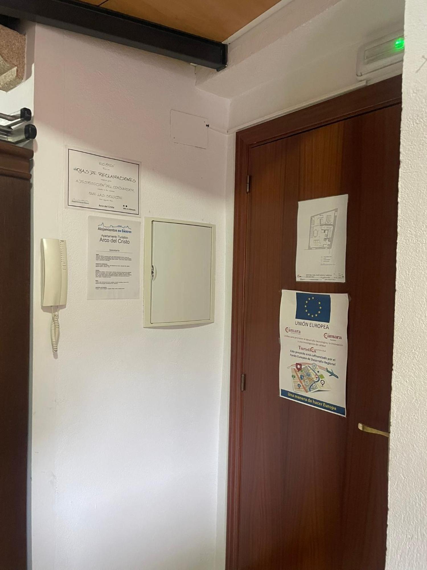 Caces Apartamento Arco Del Cristo מראה חיצוני תמונה